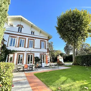 ** Bed & Breakfast La Melanotte France